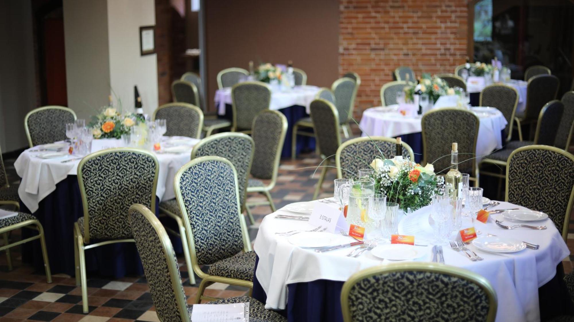 BEST WESTERN Santakos Hotel Kaunas Bagian luar foto